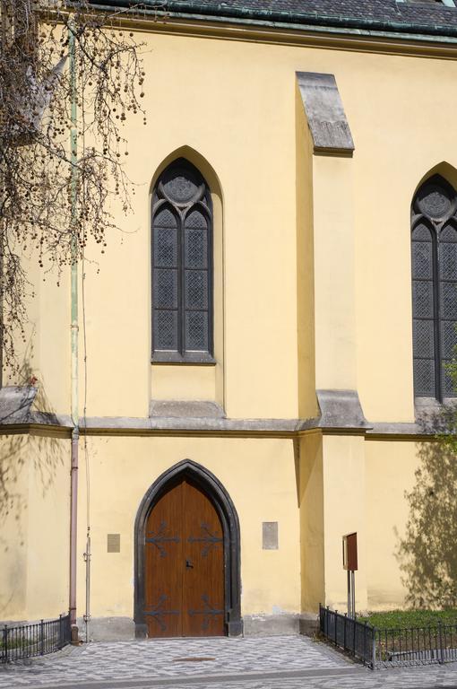 Apartments With 2 Bathrooms- 5 Minutes From Old Town - 102 M2 Praha Eksteriør bilde