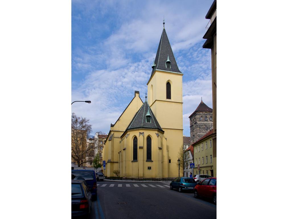 Apartments With 2 Bathrooms- 5 Minutes From Old Town - 102 M2 Praha Eksteriør bilde