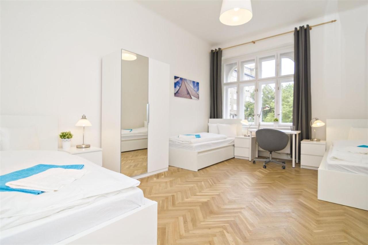 Apartments With 2 Bathrooms- 5 Minutes From Old Town - 102 M2 Praha Eksteriør bilde