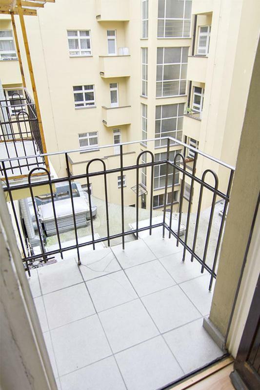 Apartments With 2 Bathrooms- 5 Minutes From Old Town - 102 M2 Praha Eksteriør bilde